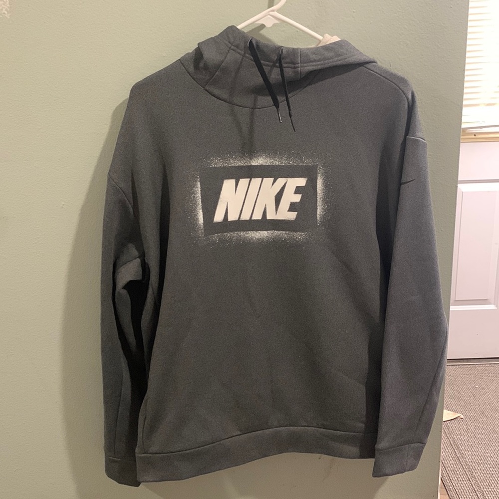 Nike Therma sweatshirt